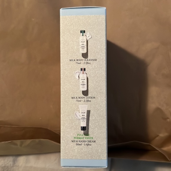 Brand New!! Fresh Milk Moisturizing Bodycare Gift Set - Picture 5 of 7